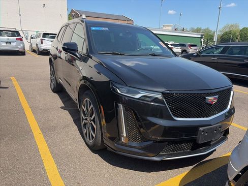 Used 2024 Cadillac XT6 Sport AWD/4WD image 5