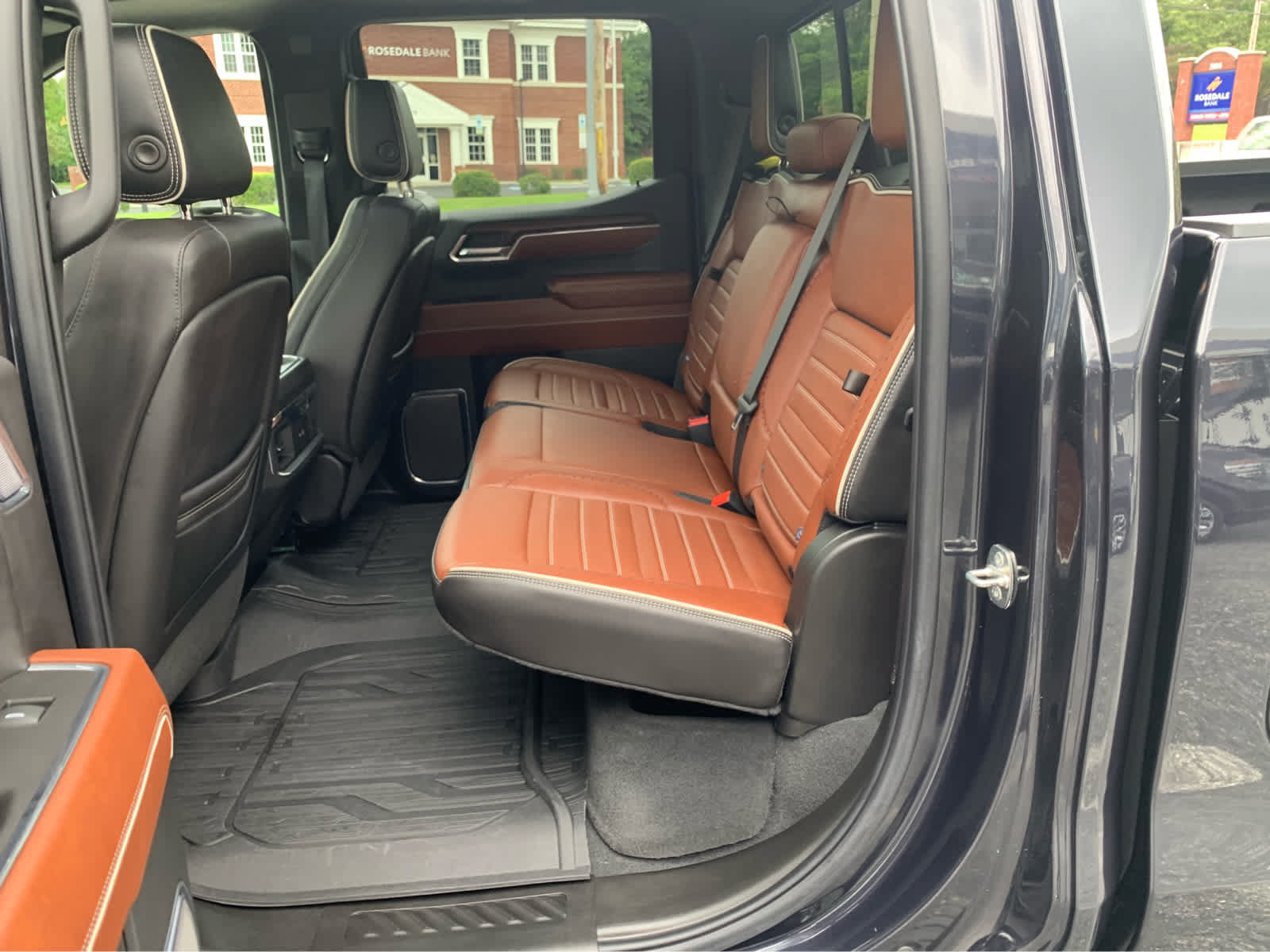 Used 2024 GMC Sierra 1500 Denali Ultimate AWD/4WD image 23