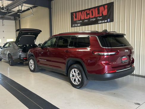 Used 2022 Jeep Grand Cherokee L Limited image 3