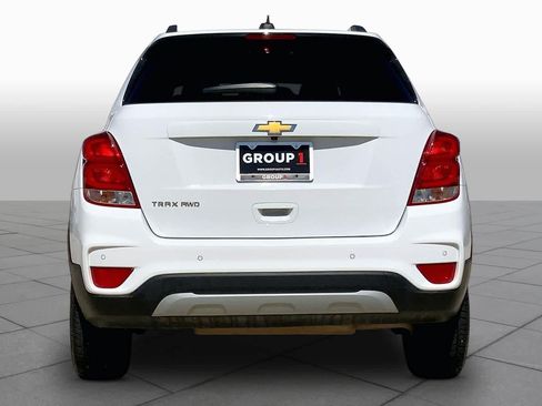 Certified 2022 Chevrolet Trax LT w/ Driver Confidence Package AWD/4WD image 5