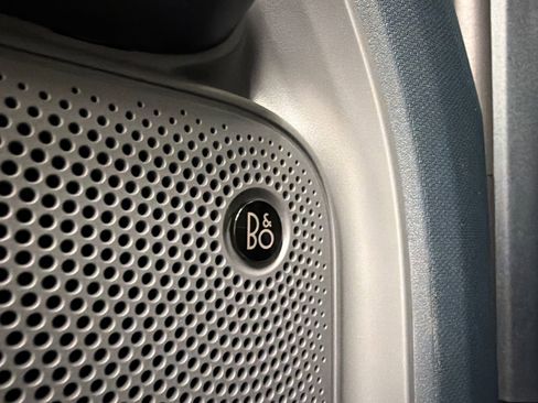 New 2026 Ford Maverick Lariat w/ Black Appearance Package image 33