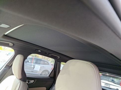 New 2026 Volvo XC60 B5 Plus w/ Protection Package Premier AWD/4WD image 10