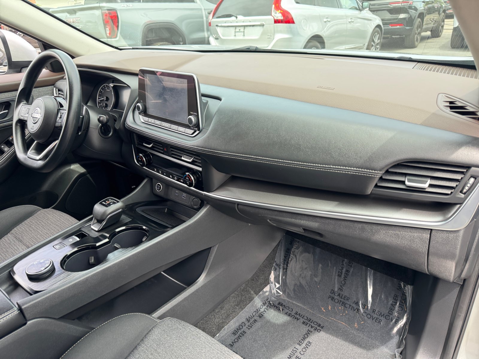 Used 2023 Nissan Rogue SV AWD/4WD image 9