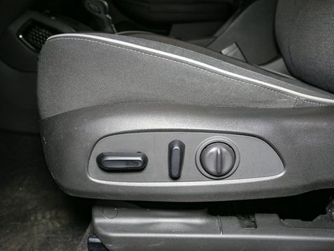 Used 2021 Chevrolet TrailBlazer LT w/ Convenience Package image 37