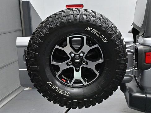 Used 2021 Jeep Wrangler Unlimited Rubicon AWD/4WD image 32