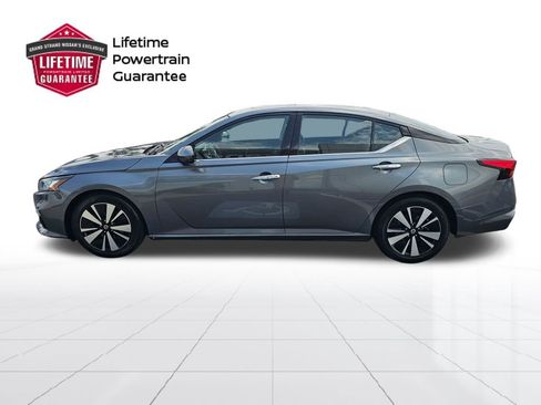 Used 2020 Nissan Altima 2.5 SL FWD image 2