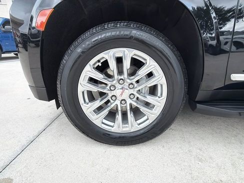 Certified 2023 GMC Yukon SLT w/ SLT Luxury Package RWD image 18