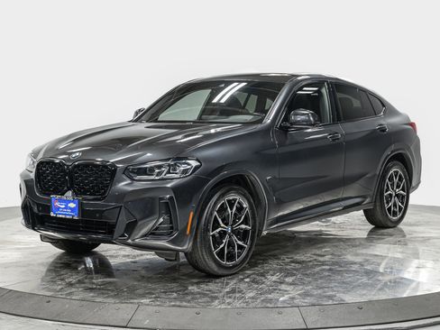 Used 2022 BMW X4 xDrive30i image 1