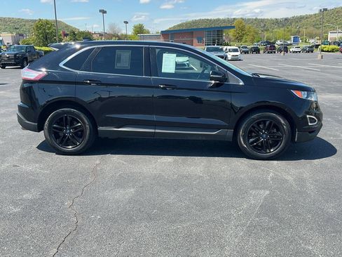 Used 2017 Ford Edge SEL FWD image 4