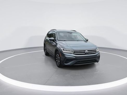 Used 2024 Volkswagen Tiguan S FWD image 3