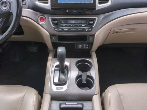 Used 2017 Honda Pilot EX-L image 19