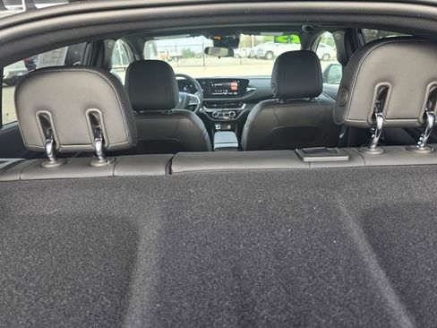 Used 2025 Buick Envista Sport Touring FWD image 27