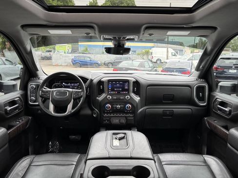 Used 2020 GMC Sierra 2500 Denali w/ Denali Ultimate Package AWD/4WD image 17