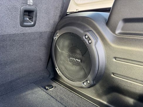 Used 2022 Jeep Wrangler Unlimited Sahara image 20