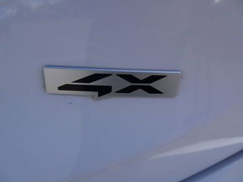 Used 2024 Kia Telluride EX w/ EX Captain's Chair Package AWD/4WD image 45
