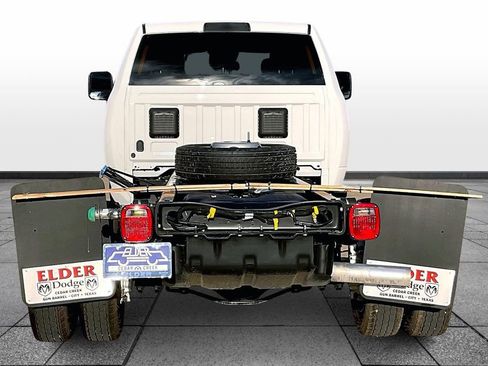 New 2026 RAM 5500 Tradesman w/ Chrome Appearance Group AWD/4WD image 4