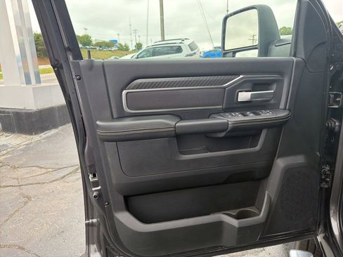 New 2026 RAM 2500 Big Horn AWD/4WD image 25