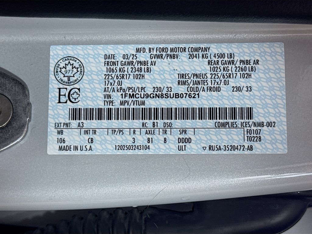Used 2025 Ford Escape Active AWD/4WD image 28