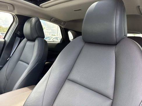 Used 2023 MAZDA CX-30 AWD 2.5 S w/ Premium Package image 25