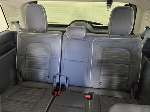 Used 2018 Lincoln Navigator Black Label image 10