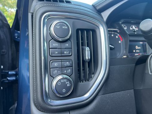 Used 2021 GMC Sierra 1500 Elevation image 17