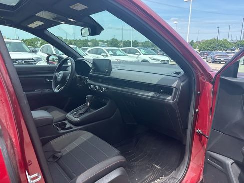 Certified 2025 Honda CR-V Sport image 24