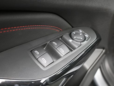 Used 2024 Chevrolet Trax RS w/ Sunroof Package image 30