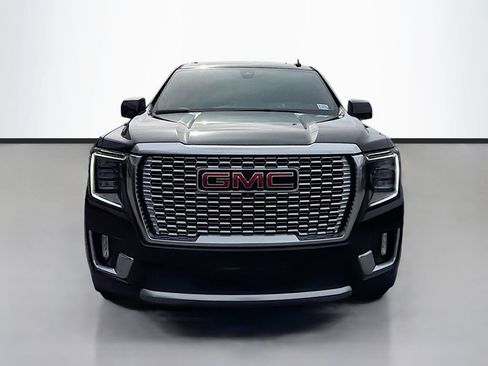 Used 2021 GMC Yukon Denali w/ Denali Premium Package RWD image 2