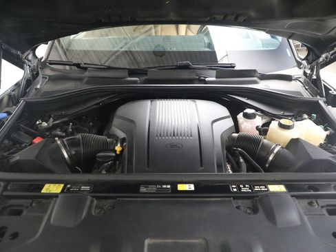Used 2025 Land Rover Range Rover Long Wheelbase Autobiography AWD/4WD image 32
