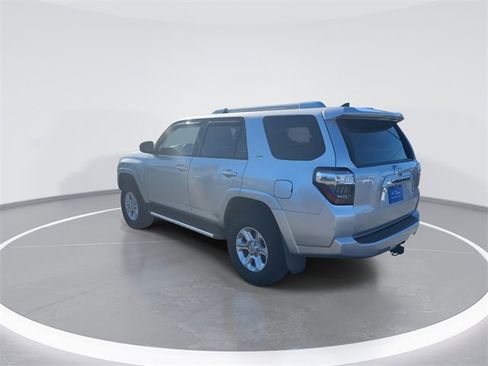 Used 2018 Toyota 4Runner SR5 image 5