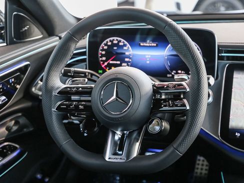 New 2025 Mercedes-Benz E 53 AMG e 4MATIC Sedan image 16