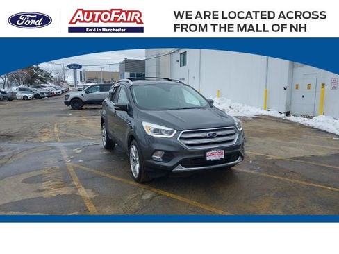 Used 2019 Ford Escape Titanium w/ U9j03 - Titanium Tow Package image 1
