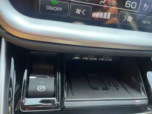 Used 2025 Subaru Outback Touring XT AWD/4WD image 19