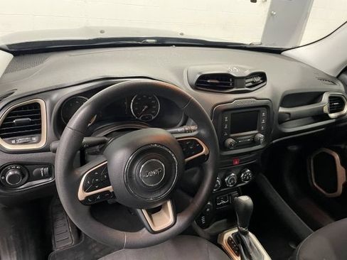 Used 2017 Jeep Renegade Sport w/ Power & Air Group AWD/4WD image 11