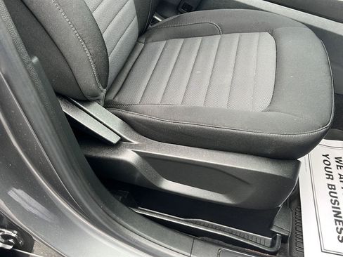 Used 2024 Ford Edge SE w/ Black Appearance Package AWD/4WD image 32