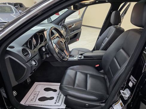 Used 2014 Mercedes-Benz C 250 Sedan w/ Multimedia Package image 17