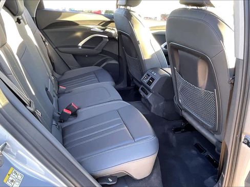 Used 2025 Audi Q5 Premium w/ Convenience Package image 18