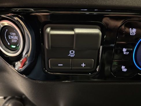 Used 2024 Chevrolet Silverado 1500 High Country w/ Midnight Edition image 33