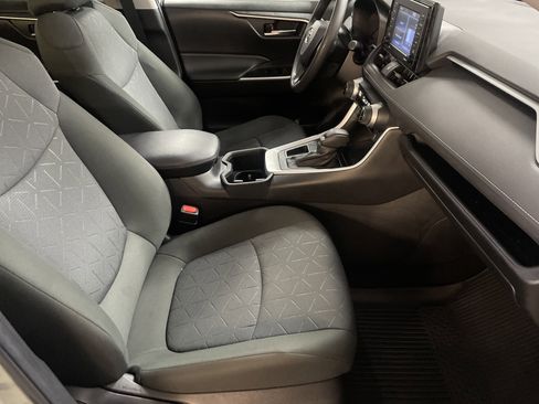 Certified 2022 Toyota RAV4 XLE w/ Convenience Package image 35
