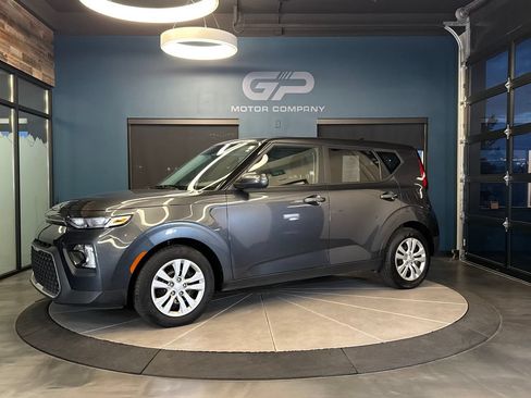 Used 2021 Kia Soul LX FWD image 7