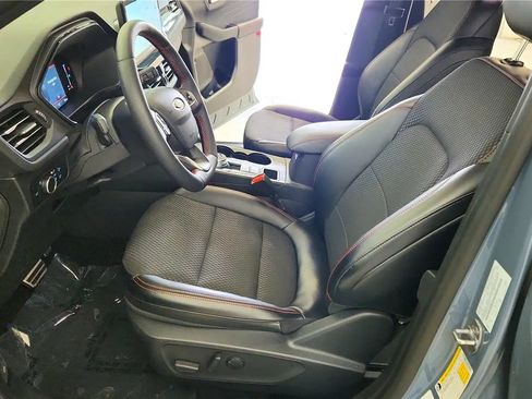 Used 2024 Ford Escape ST-Line w/ Tech Pack #1 AWD/4WD image 16