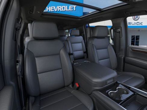 New 2026 Chevrolet Suburban Z71 w/ Z71 Off-Road Package image 55