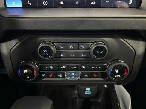 New 2025 Ford Bronco Outer Banks AWD/4WD image 20