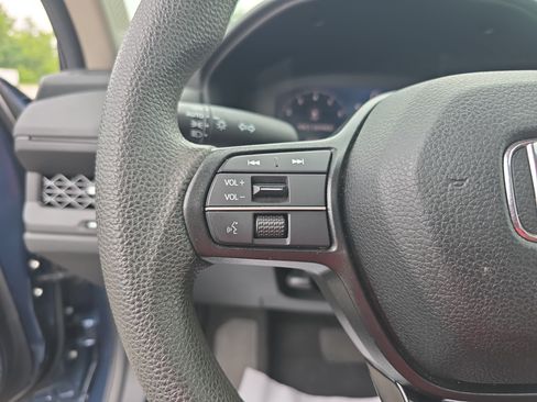Used 2024 Honda Accord EX image 16