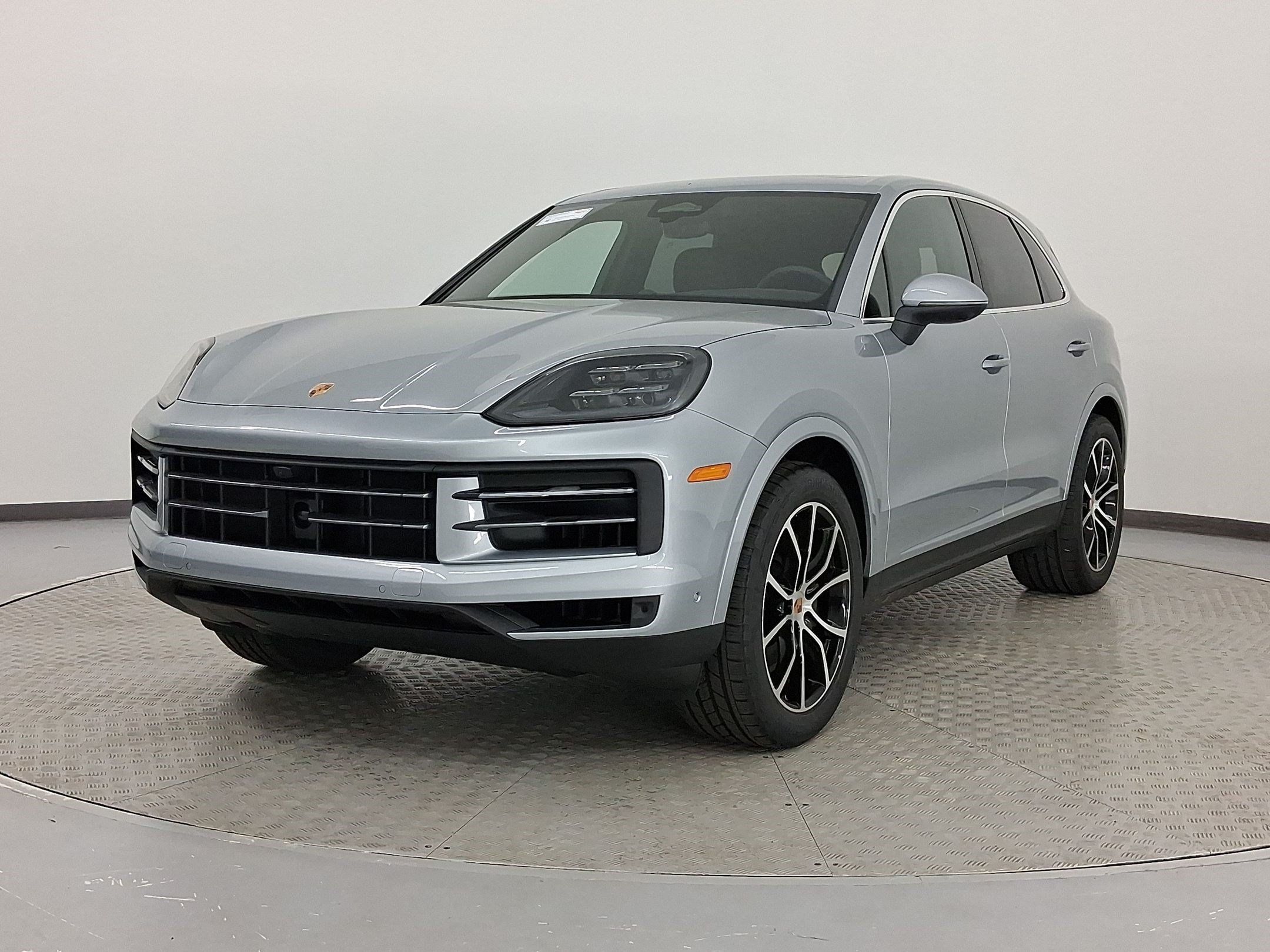 Used 2026 Porsche Cayenne AWD/4WD image 1