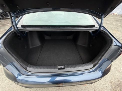 Used 2023 Honda Accord EX image 11