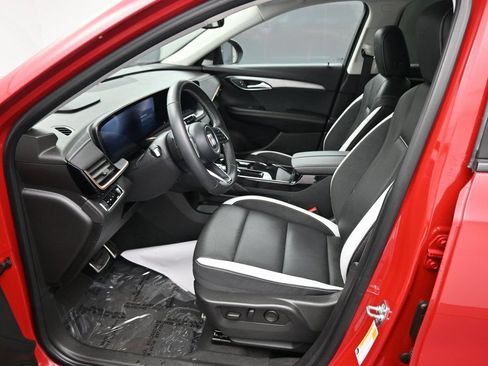 Used 2025 Buick Envision Sport Touring AWD/4WD image 11