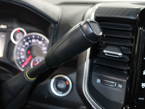 Used 2025 RAM 2500 Big Horn image 27