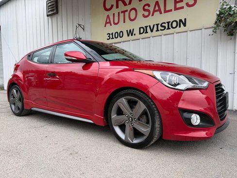 Used 2015 Hyundai Veloster Turbo w/ Option Group 04 FWD image 2
