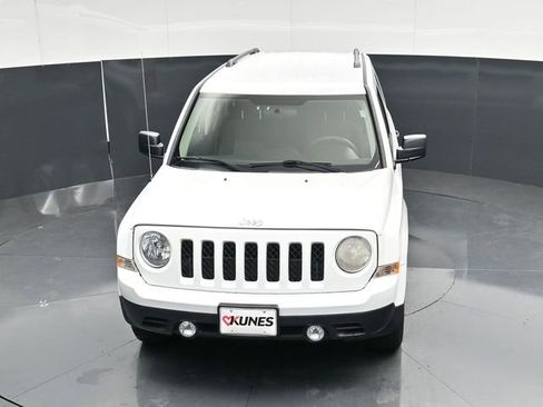 Used 2015 Jeep Patriot Sport FWD image 39